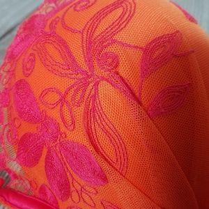 Victoria's Secret Very Sexy Lace Plunge Bra 34D